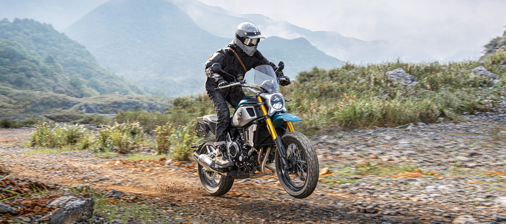 CFMOTO 700CL-X Adventure